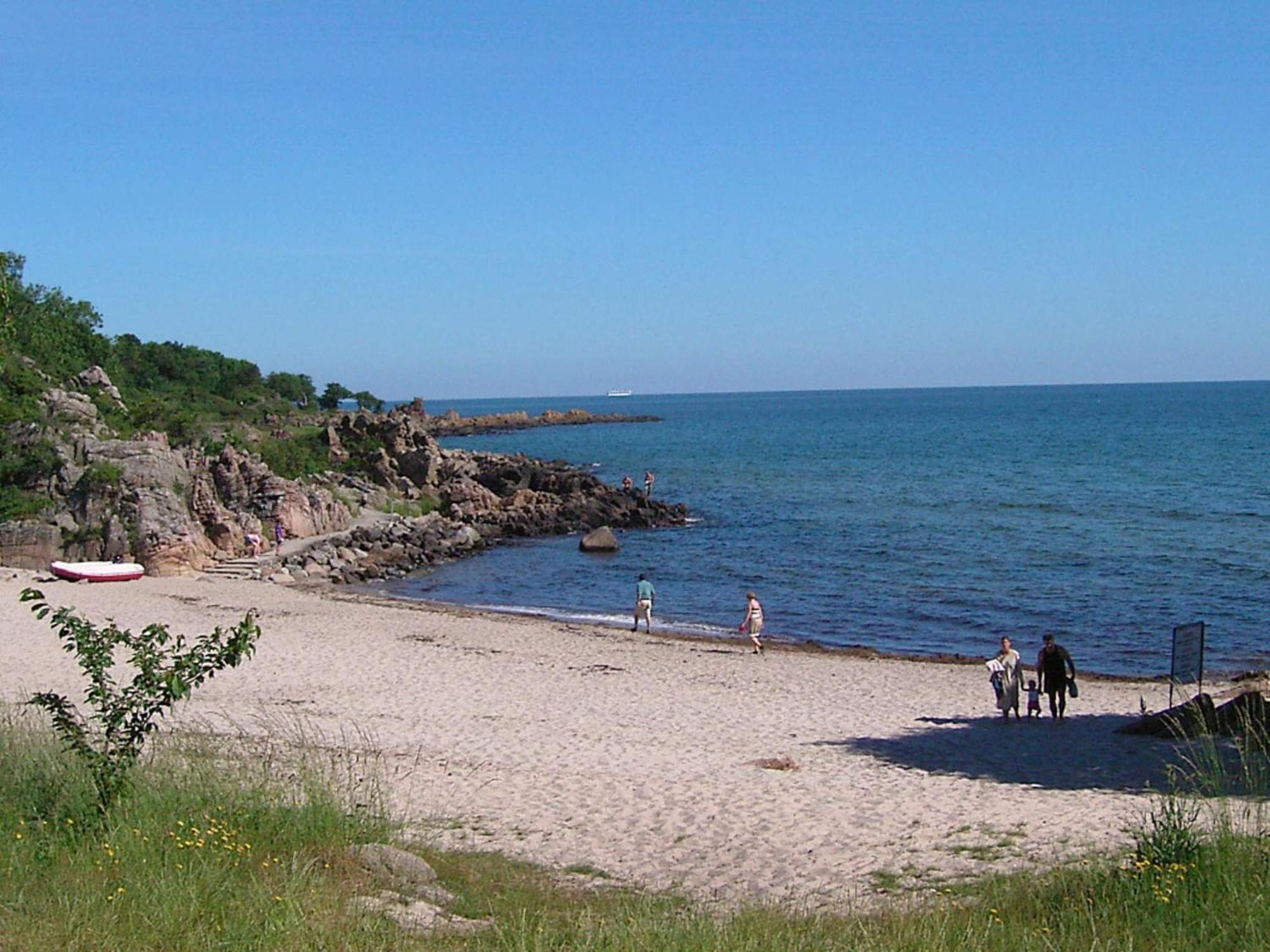 2 Person Holiday Home In Allinge Exteriör bild